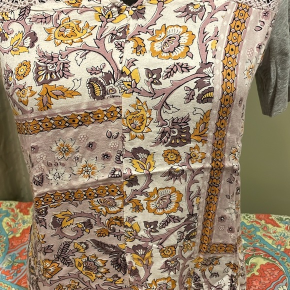Anthropologie TINY Purple Floral Lace Short Sleeve Boho Top - Picture 3 of 11